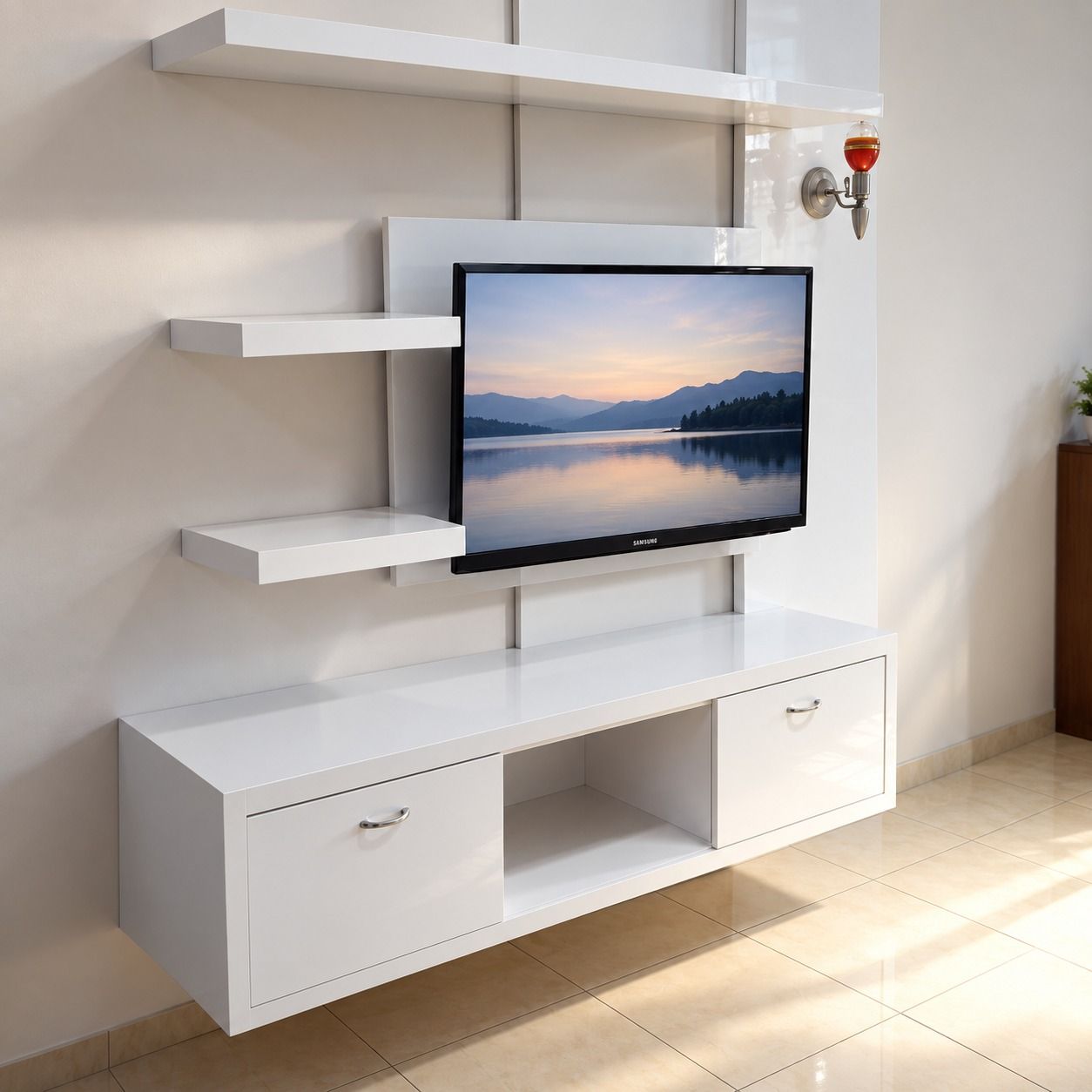 Unit TV yang sama dari sudut kanan, memperlihatkan kabinet gantung dan rak melayang.